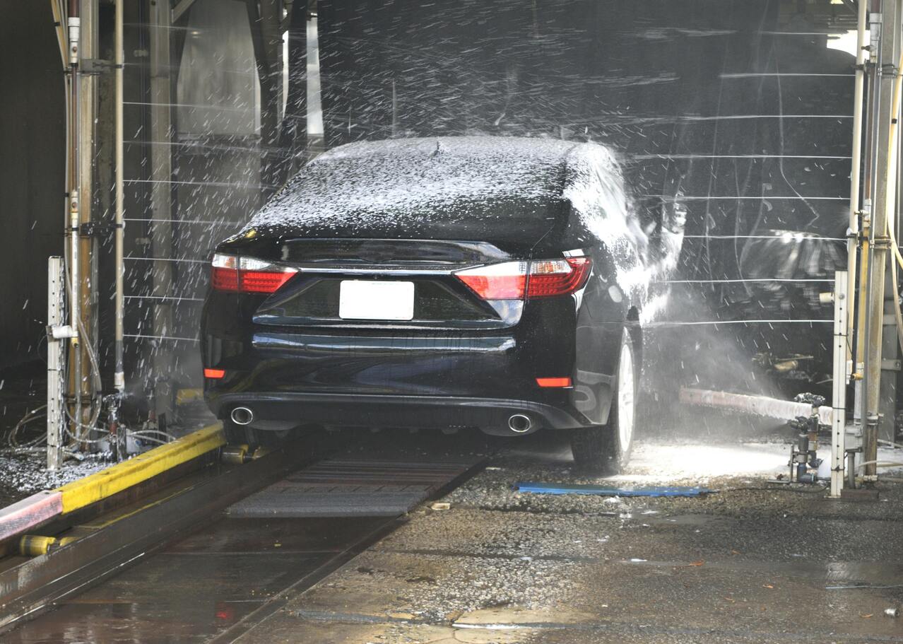 Mobile car wash service